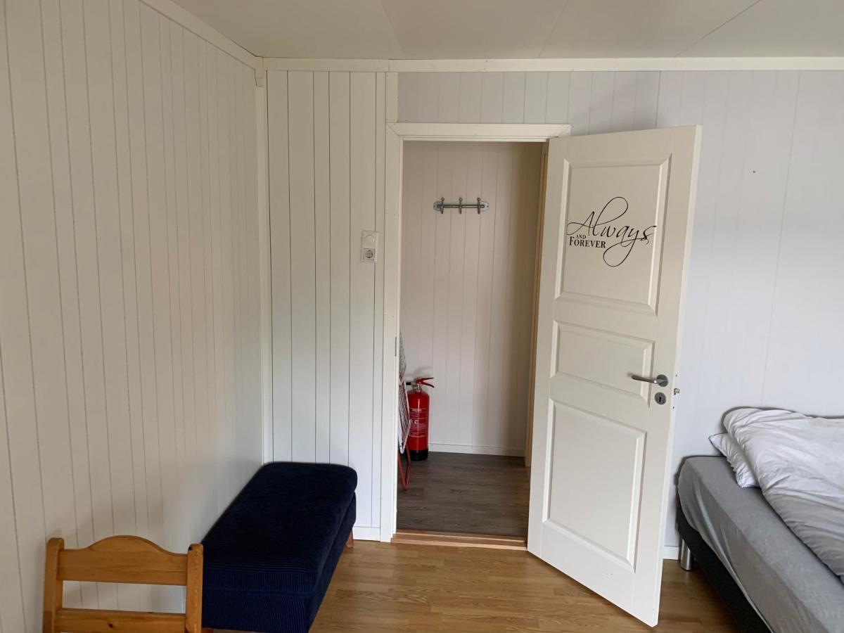 Sentrum Apartment Leknes Esterno foto